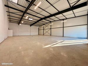 Local commercial 700 m² Marange-Silvange