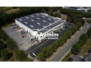 Local 2032 m² Tremblay-en-France