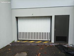 Place de parking souterraine