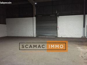 Local industriel 409 m²