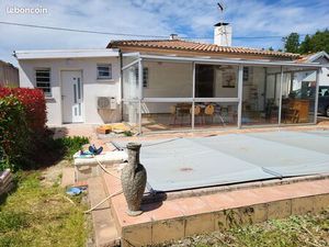 Maison plain-pied avec piscine et dépendances près de Toulouse