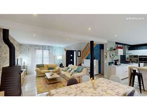 Propriété familiale de 170 m² – 7 pièces – Terrain arboré  suite parentale  véranda et dou