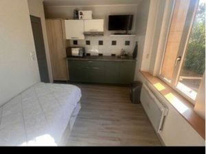 À louer studio meublé tous compris