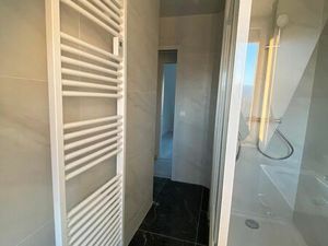 Apparemment 3 pieces