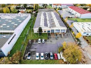 Locaux d'activité à louer 920 m² - 77310 Pringy