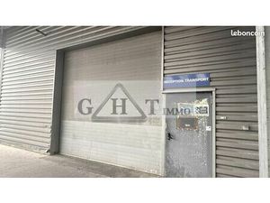 Local industriel 2 500 m²