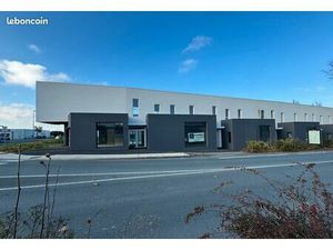 Local commercial 136 m² ROCHEFORT