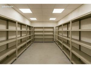 Local de stockage de 35 m² – Accès par cour arrière