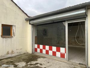 Local commercial 60 m² Vaux-le-Pénil