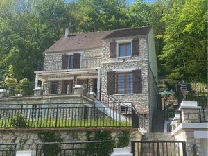 Maison de caractère en pierre – Fontaine-le-Port – 8 pièces – 180 m² – Terrain de 1255 m² 