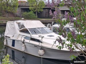 Bateau habitable à vendre