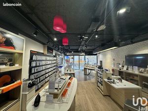 Boutique 180 m² ÉTAMPES