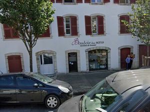 Local commercial Bayonne