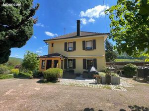 Maison+2000m2 de jardin arboré et constructibles