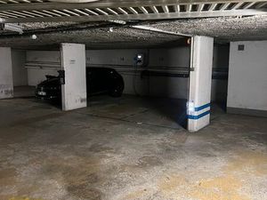 PARKING LEVALLOIS – grandes places de parking rue Jules-Guesde