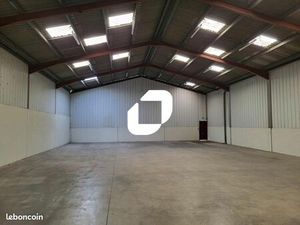 Local d'activité 410 m²