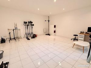 Bureaux 40 m² MONTREUIL