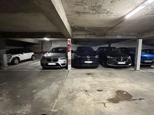 Parking centre ville ligne 8