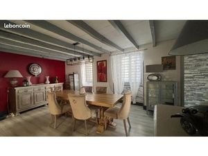 ? Villa mitoyenne 3 niveaux – 214 m² – HELETTE (Plazako Karrika)