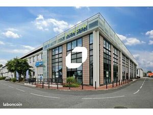 Bureau 301 m²
