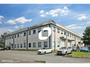 Local bureaux 1 682 m²