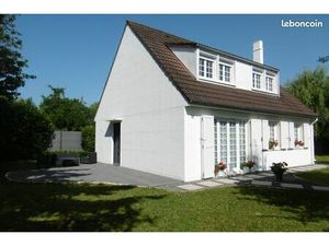 PARTICULIER vend agréable PAVILLON INDEPENDANT maison villa de 132 m2 avec GARAGE et JARDI