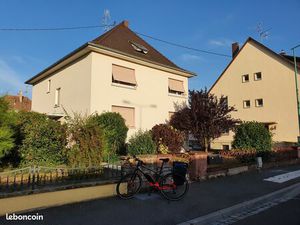 Appartement lumineux RDC dans maison tri-famille  Hoenheim centre