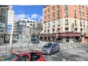 Local commercial 117 m²