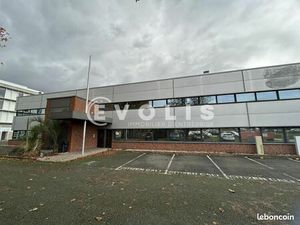 Bureaux 488 m²