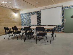 Gare St Jean/Sacrée Coeur: à 3 min  salle de réunion/formation- 55m2