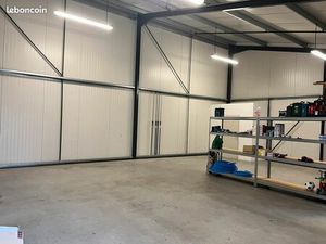 LOCAL D'ACTIVITE Dépôt Pro