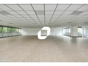 Local d'activité 644 m²