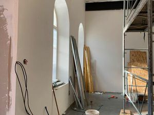 Deux places dans un local partagé