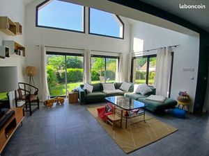 Maison contemporaine - 322 m2 - 5 chambres