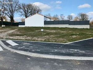 Terrain 514 m² DOMPIERRE SUR YON