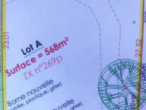 TERRAIN constructible de 568 m²