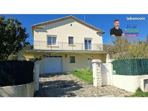 Maison 2 pièces 166 m²