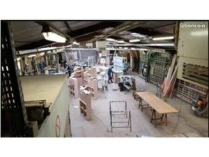 Mobilier 600 m² Évry-Courcouronnes