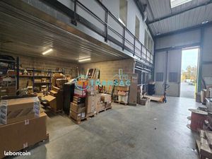 Local bureaux 512 m²