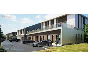 Local d'activité 956 m²