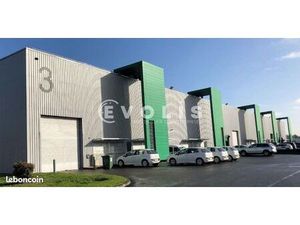 Local d'activité 1 690 m²