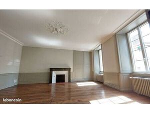 Vente maison de maître et ses dépendances