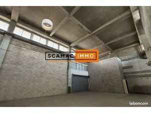 Local d'activité 220 m²