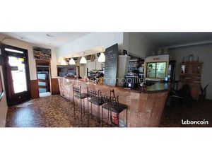 Local commercial 140 m²