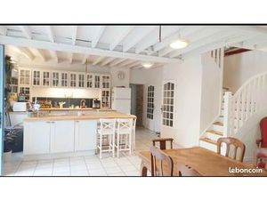 Jolie longère bretonne