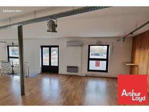 Bureaux 90 m²