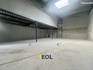 Local bureaux 417 m²