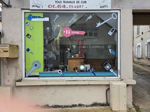 Boutique et studio et fonds de commerce