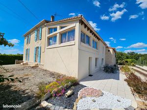 MAISON 198 m² 4 chambres 2800 m² de terrain