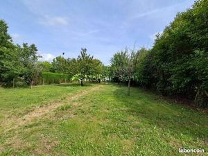 Terrain 1 147 m² Florentin